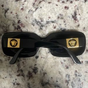 Versace glasses authentic 10/10 condition Unisex